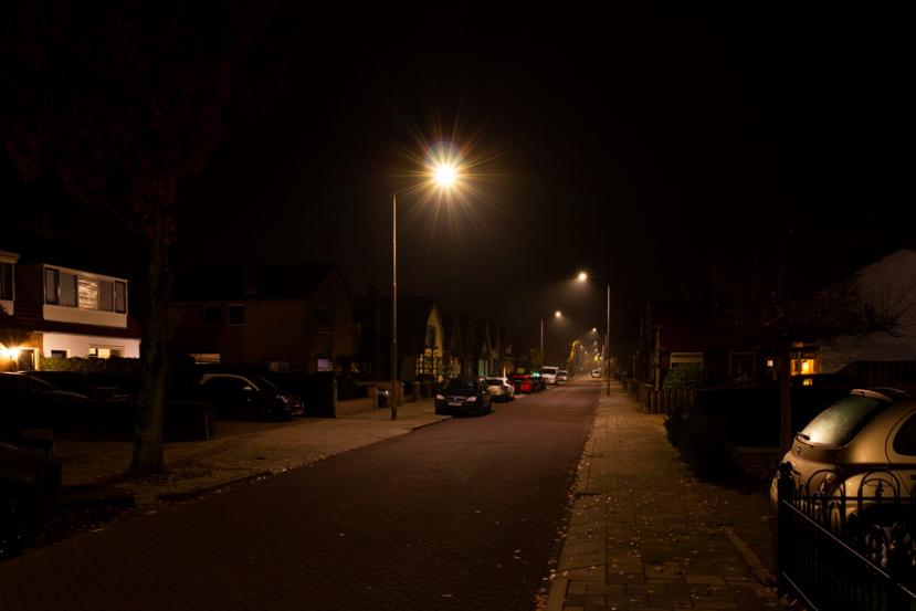 Willem de Zwijgerlaan in Geldermalsen. Ledverlichting, met gericht licht op de weg